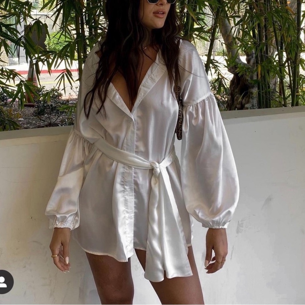 White belted silk dress